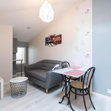 Le Paris Eiffel - Appartement Cosy En Plein Centre Bourgoin-Jallieu Exteriér fotografie